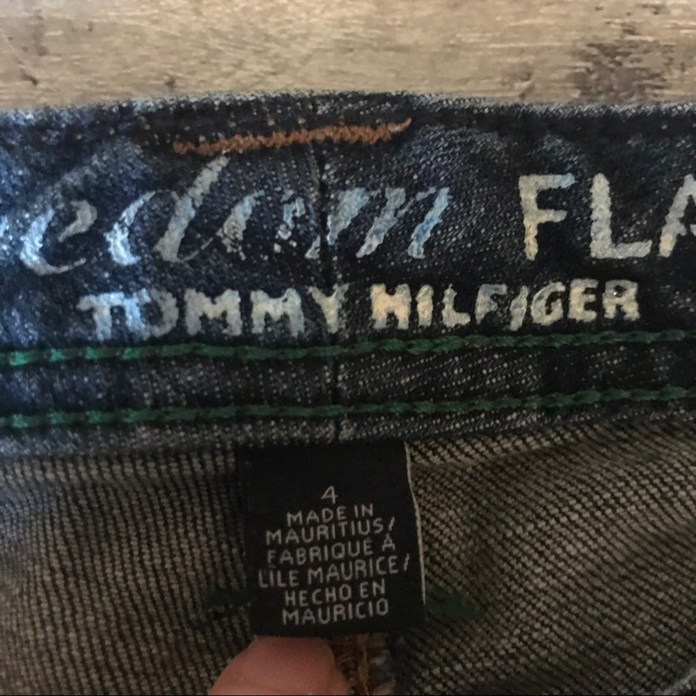 Tommy Hilfiger Freedom Flare Medium Wash Jeans -84 - Picture 3 of 5